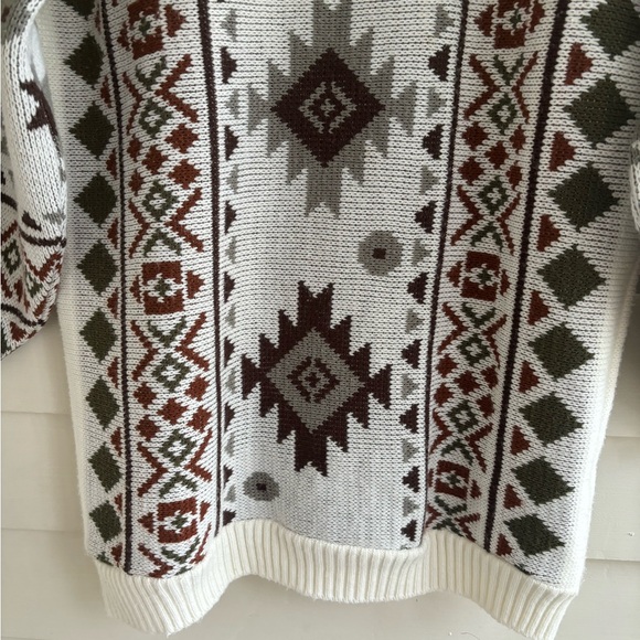 Vintage Aztec Mock Neck Sweater (see measurements) Made in USA - Picture 7 of 11